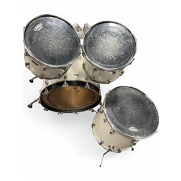 Vintage 1979 Ludwig 4 Piece Superclassic White Cortex Drum Kit