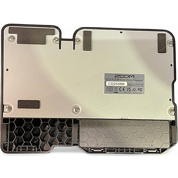 Used Zoom G1X FOUR Effect Processor