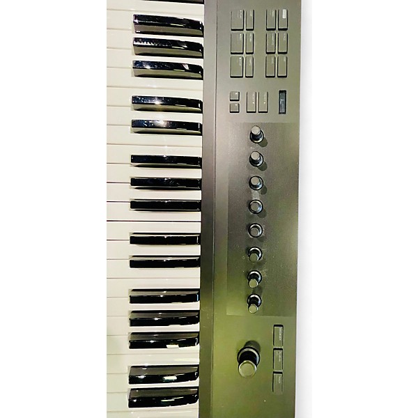 Used Native Instruments Komplete Kontrol A49 MIDI Controller