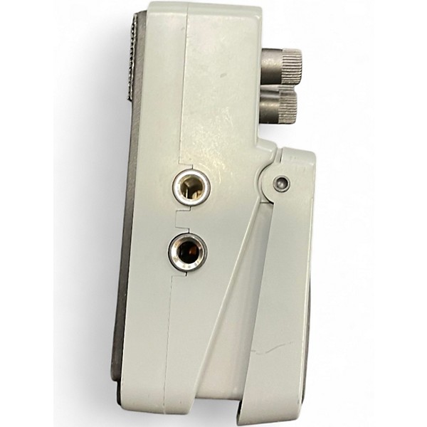 Used Behringer VD400 Vintage Delay Effect Pedal