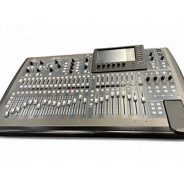 Used Behringer X32 Powered Speaker