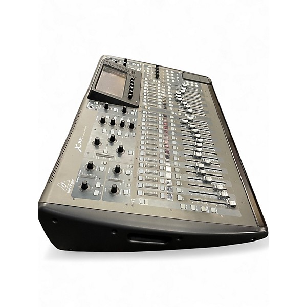 Used Behringer X32 Powered Speaker