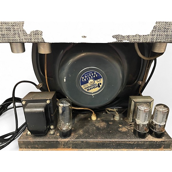 Vintage 1960s Supro 	 1696TN Chicago Tube Guitar Combo Amp