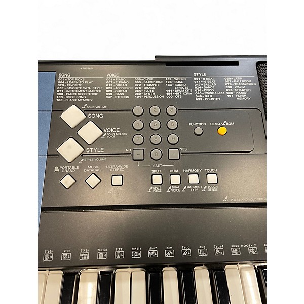 Used Yamaha PSRE333 61 Key Portable Keyboard