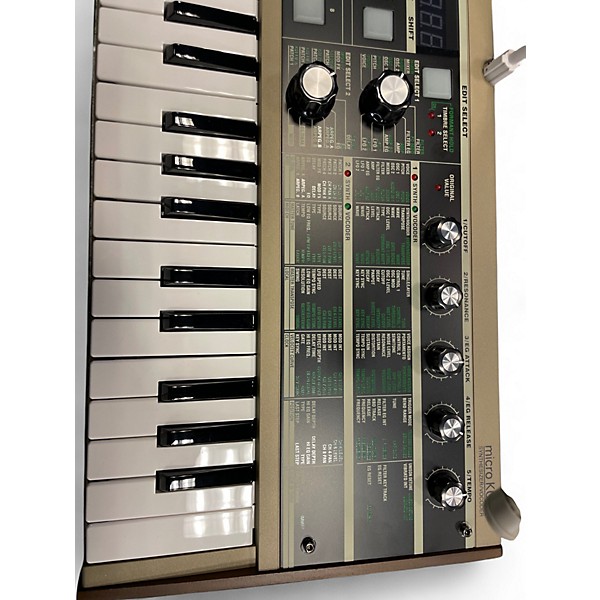 Used KORG Micro Korg 37 Key Synthesizer