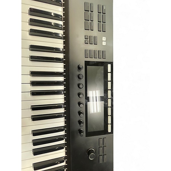 Used Native Instruments Komplete Kontrol S49 MK2 MIDI Controller
