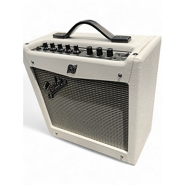 Used Fender Mustang I V2 20W 1X8 Guitar Combo Amp