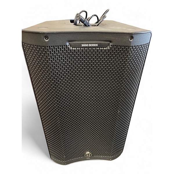 Used Harbinger VARI 3415 Powered Speaker