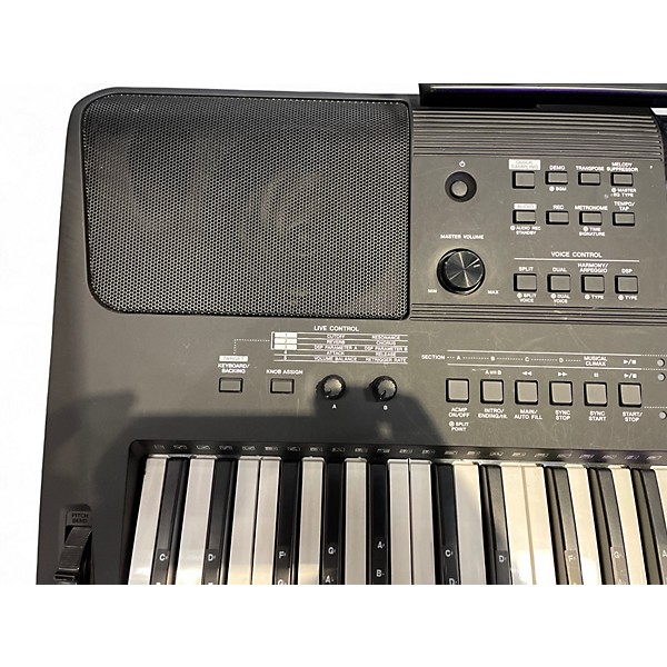 Used Yamaha PSRE463 61 key Portable Keyboard