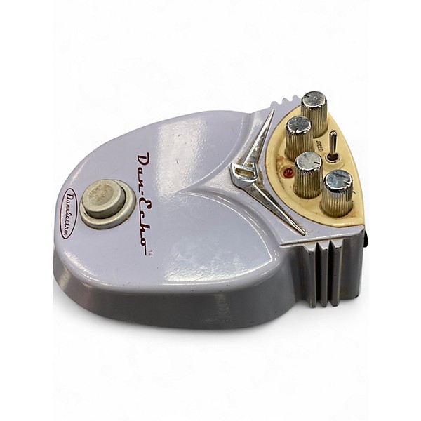 Used Danelectro DE1 Dan-Echo Effect Pedal