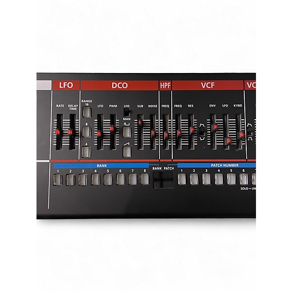 Used Roland JU06 Synthesizer