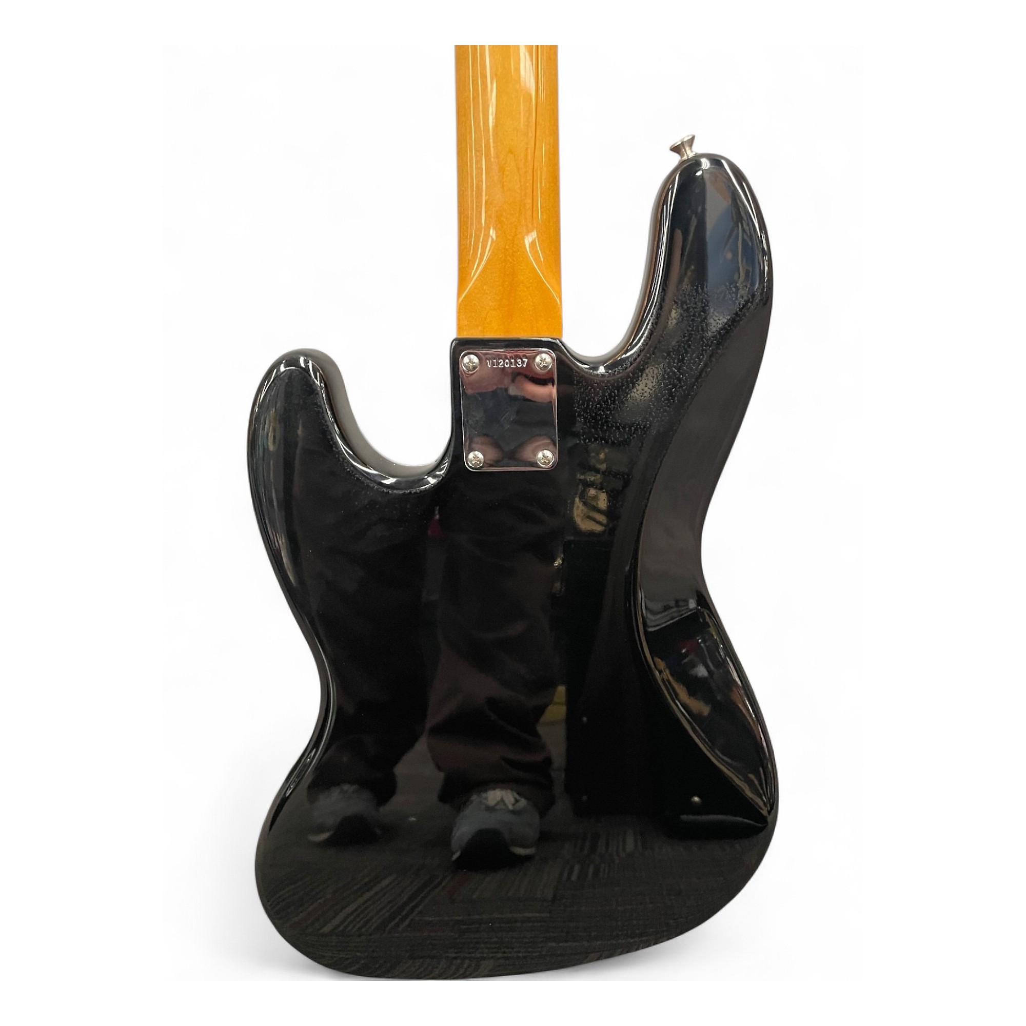 Used 1999 Fender American Vintage 1962 Jazz Bass Black Electric