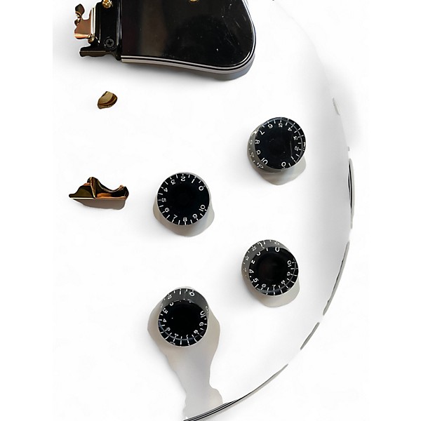 Used Gibson Custom Les Paul Custom Alpine White Solid Body Electric Guitar