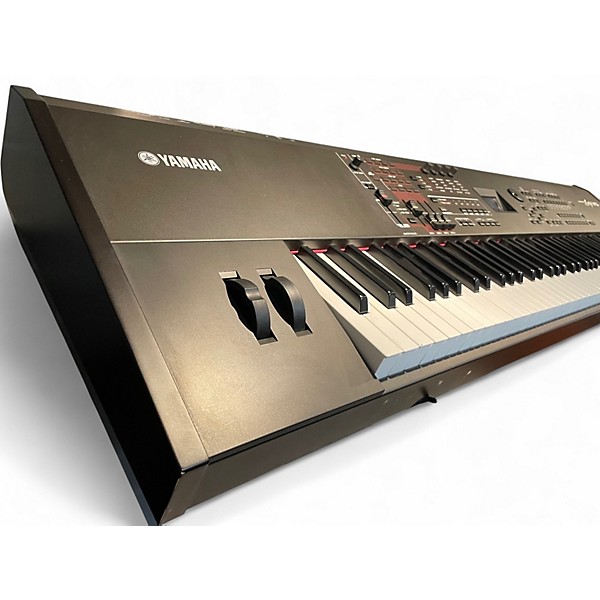 Used Yamaha S90XS 88 Key Synthesizer