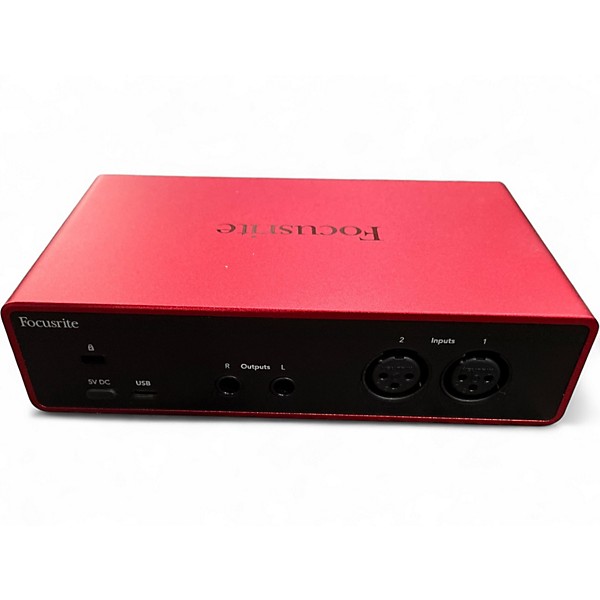 Used Focusrite scarlet 2i2 studio gen 4