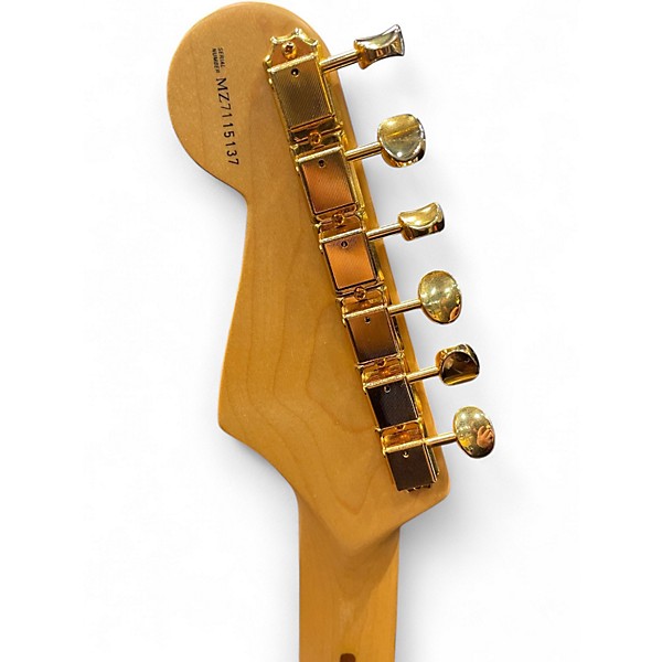 Used Fender Deluxe Player's Stratocaster 2 Color Sunburst Solid Body Electric Guitar