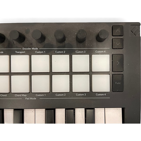 Used 2025 Novation LAUNCH KEY MINI 25 MIDI Controller