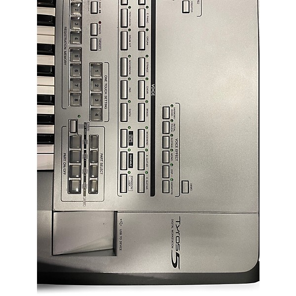 Used Yamaha Tyros 5 61 Key Arranger Keyboard