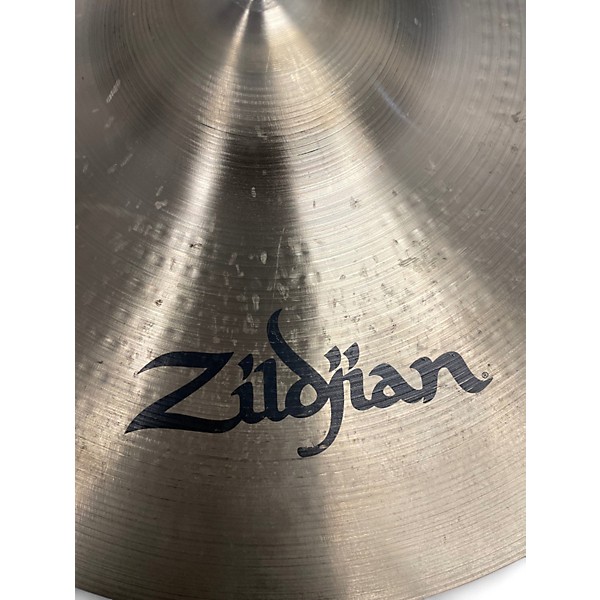 Used Zildjian 18in A CUSTOM  MEDIUM THIN CRASH Cymbal