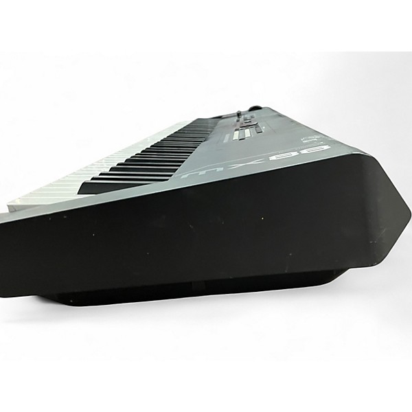 Used Yamaha MX88 Synthesizer