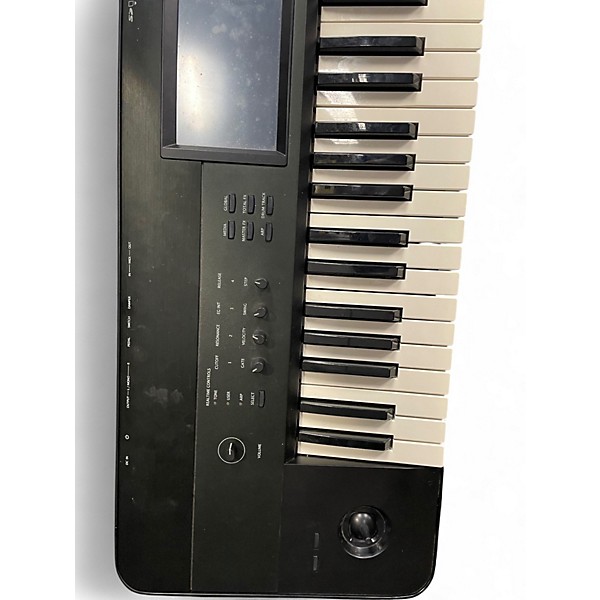 Used KORG Krome 61 Key Keyboard Workstation