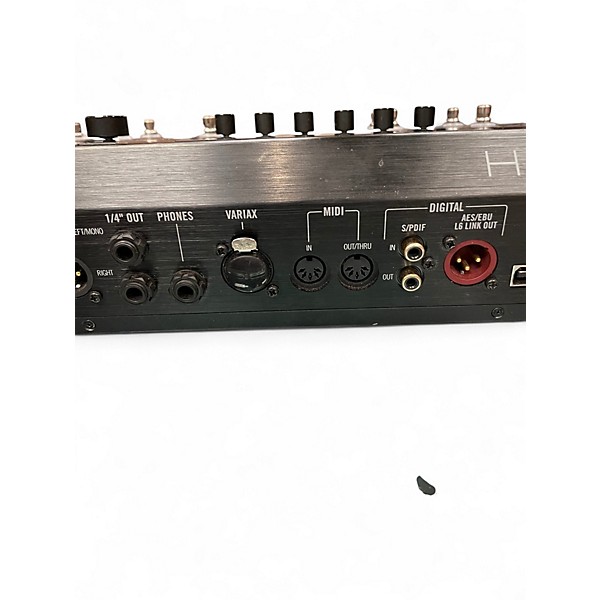 Used Line 6 Helix Effect Processor
