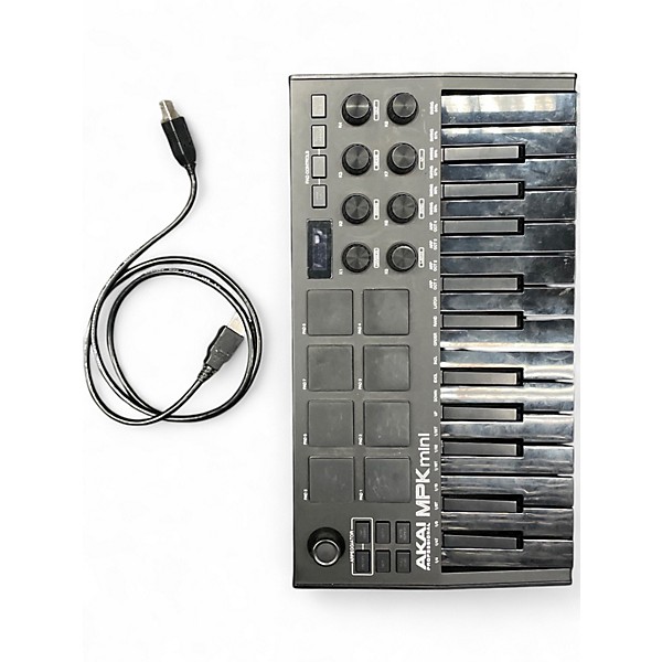 Used Akai Professional mpkminii MIDI Controller