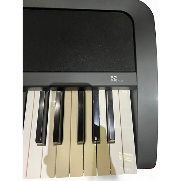 Used KORG B2 Digital Piano