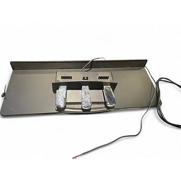 Used KORG B2 Digital Piano