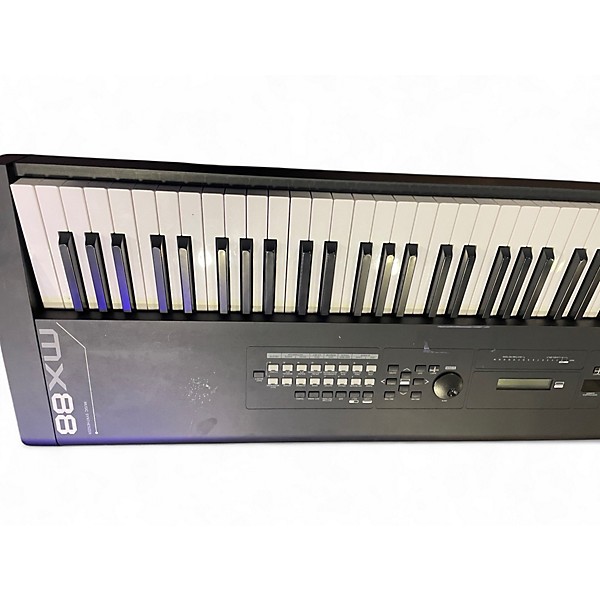 Used Yamaha MX88 Synthesizer