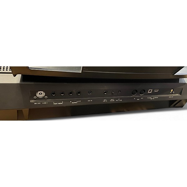 Used Yamaha PSRS950 61 Key Arranger Keyboard