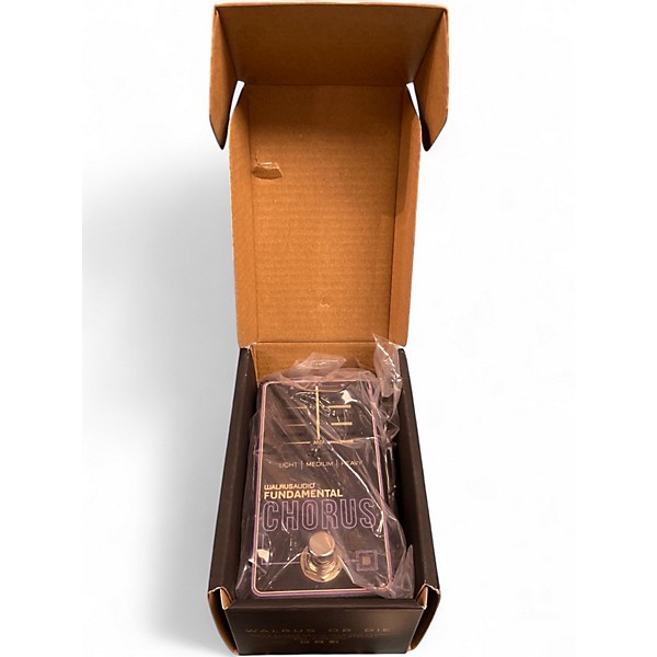 Used Walrus Audio FUNDAMENTAL CHORUS Effect Pedal