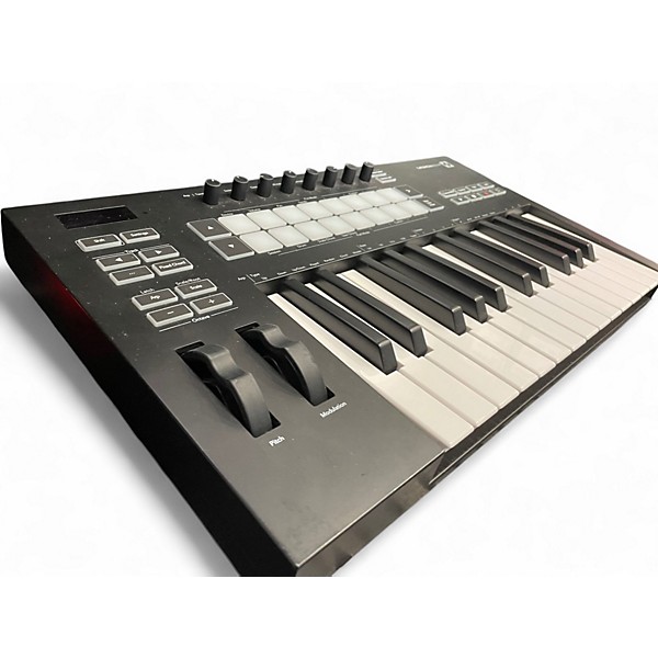 Used Novation Launchkey 25 Key MIDI Controller