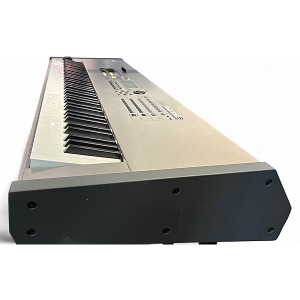 Used Yamaha Motif ES8 88 Key Keyboard Workstation