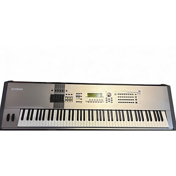 Used Yamaha Motif ES8 88 Key Keyboard Workstation