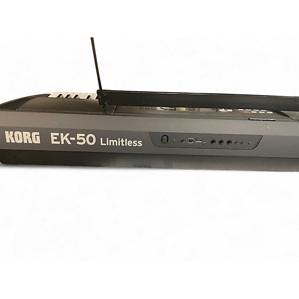 Used KORG EK-50 Keyboard Workstation