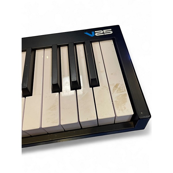 Used Alesis V25 25 Key MIDI Controller