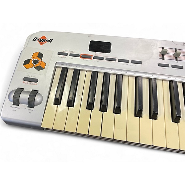 Used M-Audio Oxygen 49 Key MIDI Controller