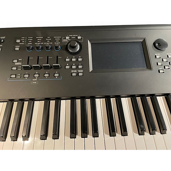 Used Yamaha MOXF8 88 Key Keyboard Workstation