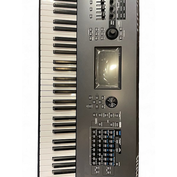 Used Yamaha MONTAGE 8 Keyboard Workstation
