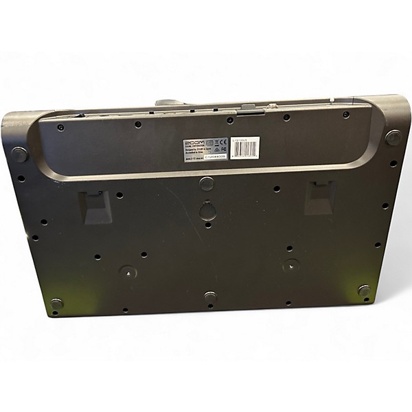 Used Zoom  LiveTrak L-12 Digital Mixer