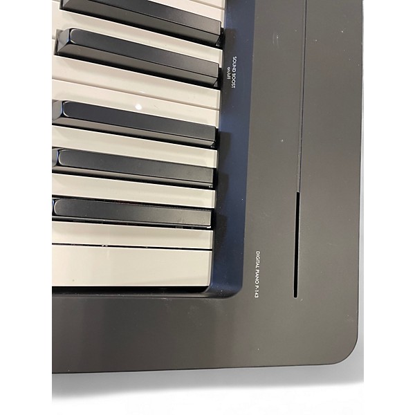 Used Yamaha digital piano p143 Digital Piano