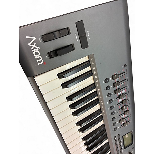 Used M-Audio Axiom 61 Key MIDI Controller