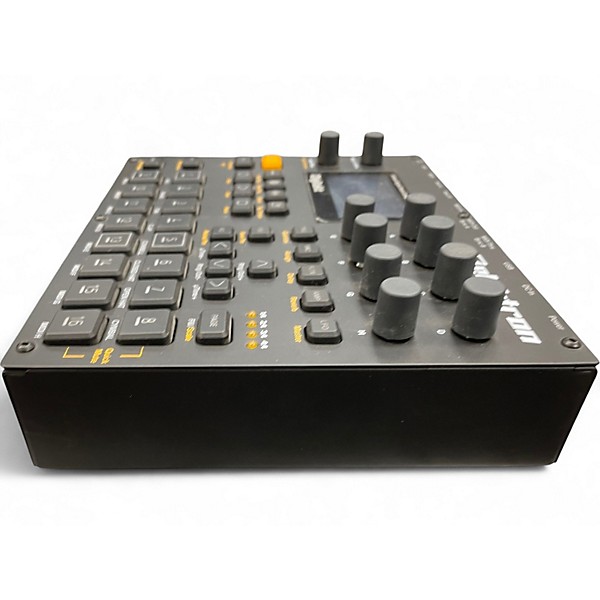 Used Elektron Digitakt Drum Machine