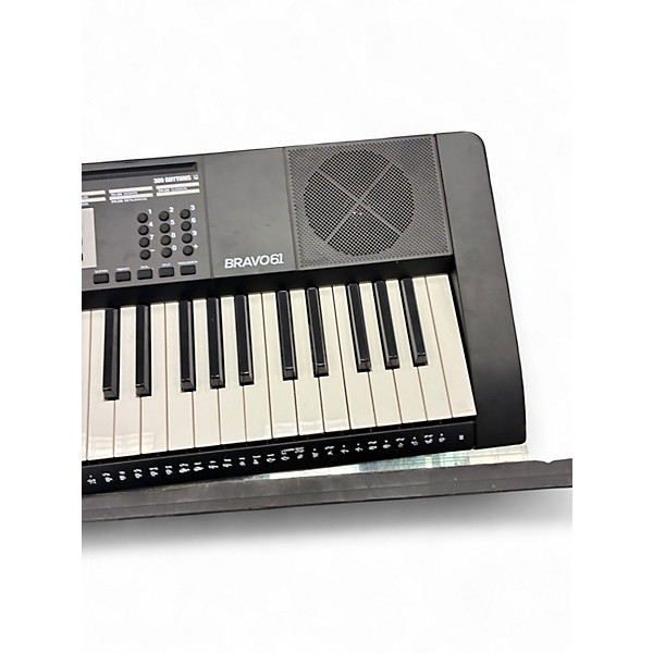 Used Alesis Bravo 61 Keyboard Workstation