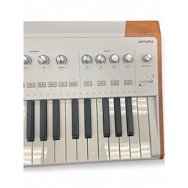 Used Arturia AstroLab 61 Synthesizer