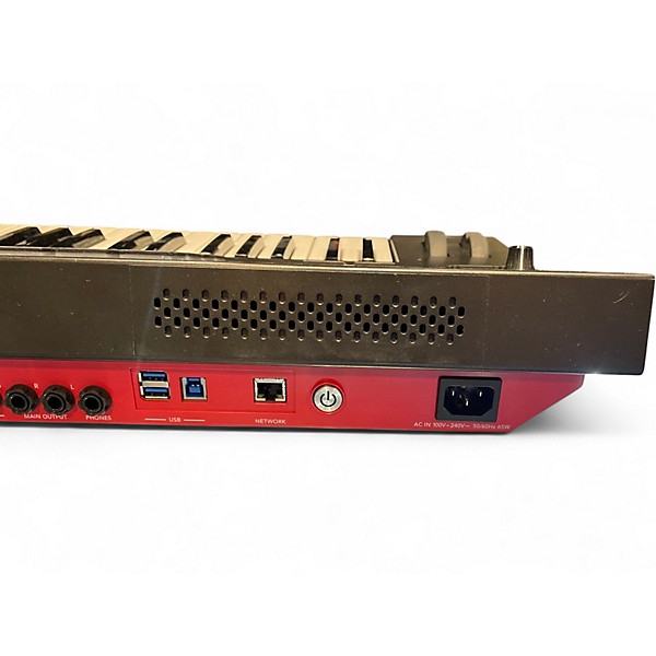 Used Akai Professional MPC Key 61 Keyboard Workstation