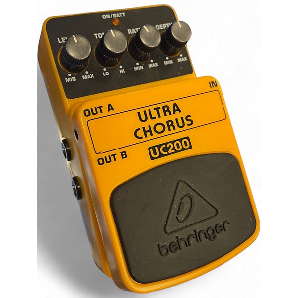 Used Behringer UC200 Stereo Chorus Effect Pedal