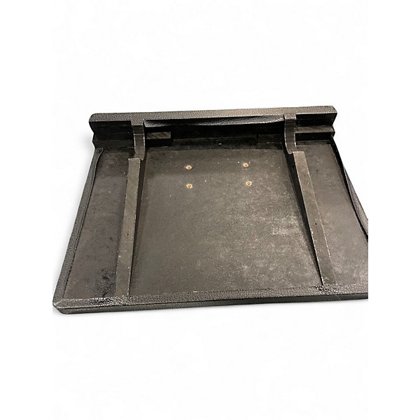 Used Gator Pedal Tote Pedal Board