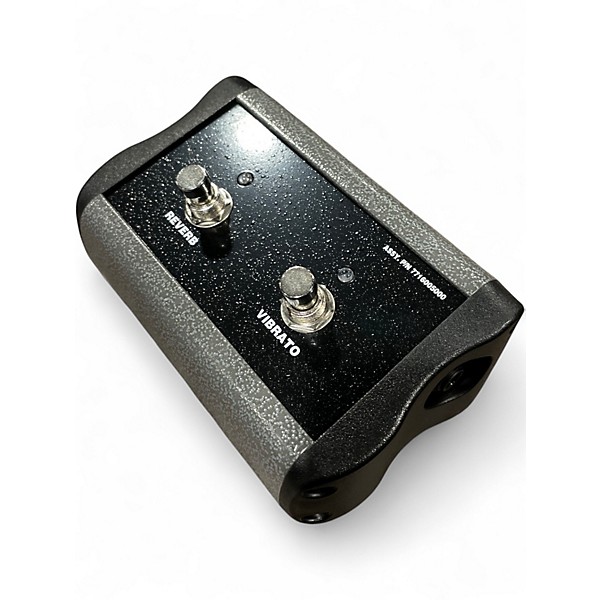 Used Fender Tone Master 2 button footswitch Pedal